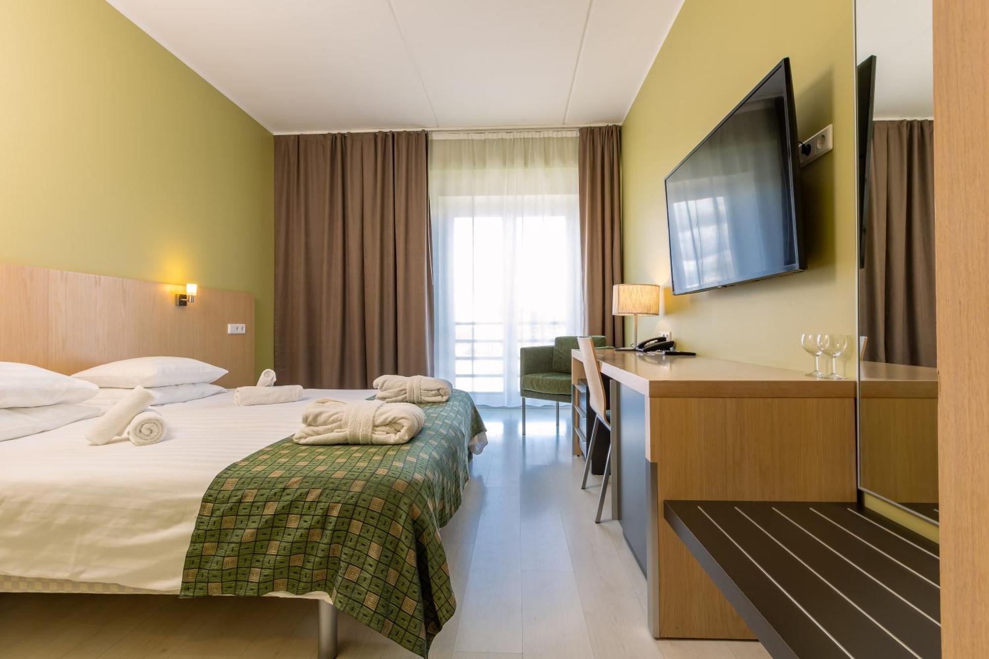 Meri Seaside Hotel & Spa Κουρεσάαρε Δωμάτιο φωτογραφία